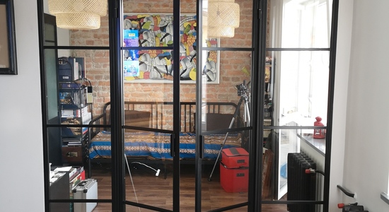 Ściana z dwuskrzydłowymi drzwiami owieranymi LOFT Bydgoszcz  1