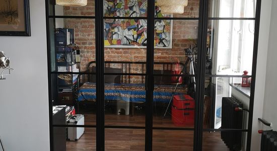 Ściana z dwuskrzydłowymi drzwiami owieranymi LOFT Bydgoszcz 4